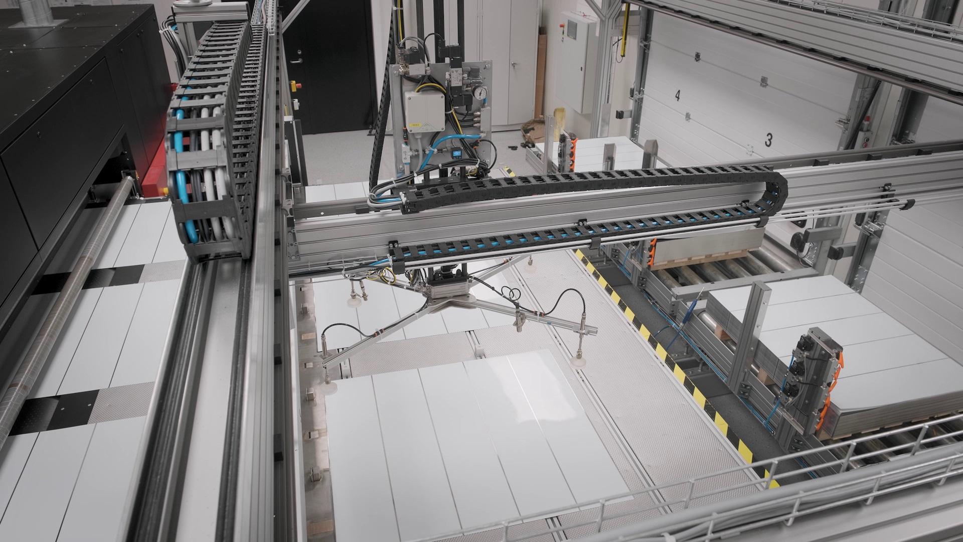 Robot de pórtico XXL para chapas metálicas: Automatización eficiente en la producción de envases