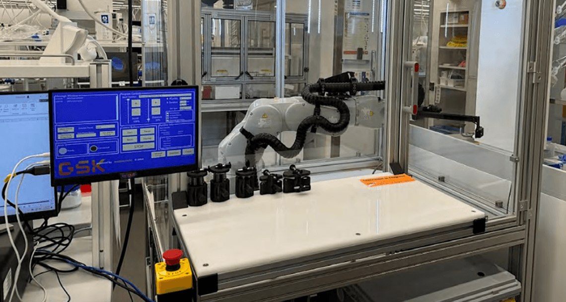 Sistema de agitación de viales con el robot Epson C8